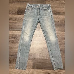 Levi’s Denizen 216 Skinny Fit Size 32x34